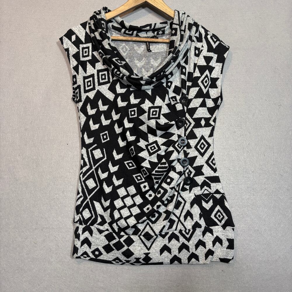 Heart Soul Blouse M‎ Sleeveless Geometric Black Gray Boho Retro Y2K Unique Chic